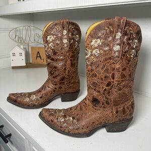 Cavender’s Women’s Cowboy Boots Size 10 Brown Embroidered Western Boots Floral